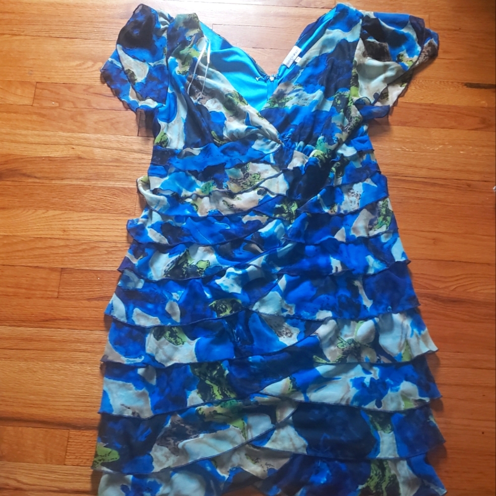 Fashion Bug Sheer Layered Elegant Blue Floral Women's Dress Sz 18W Cap Sleeve